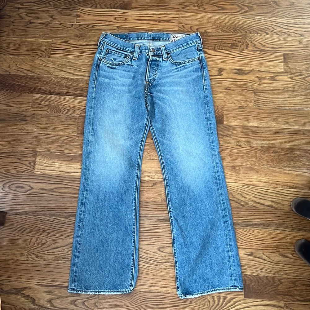 Hollister Relaxed Fit